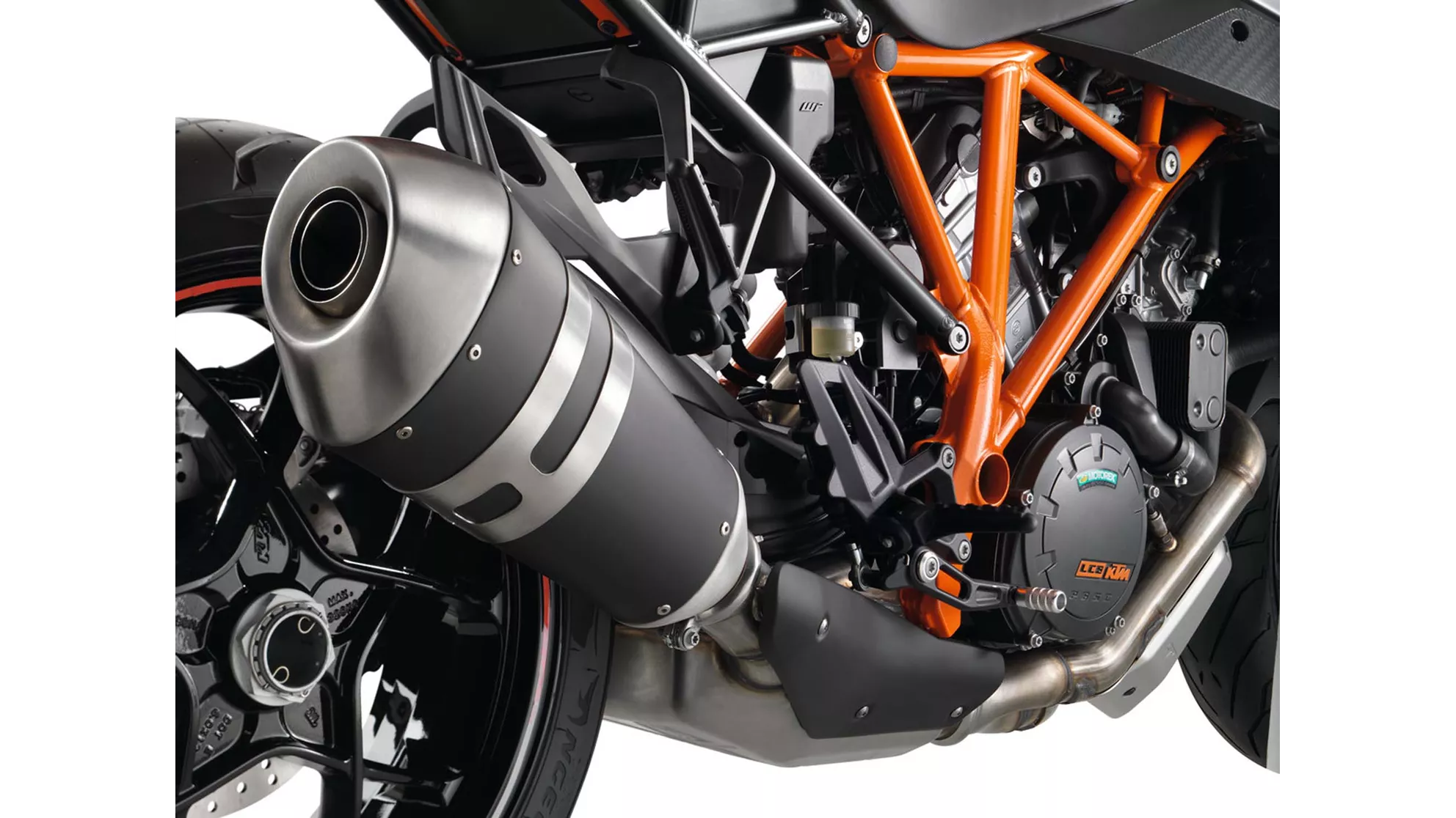 KTM 1290 Super Duke GT - Image 24 KTM 1290 Super Duke GT - Image 24